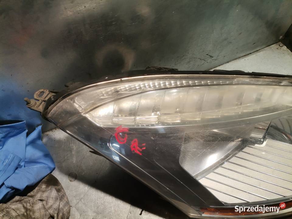 LAMPA PRAWA PRZEDNIA PRAWY PRZÓD CITROEN C4 I osobowe Nowy Sącz