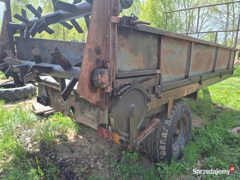 Rozrzutnik jednoosiowy 35t Agromet Warfama Rozrzutniki obornika Bucze sprzedam