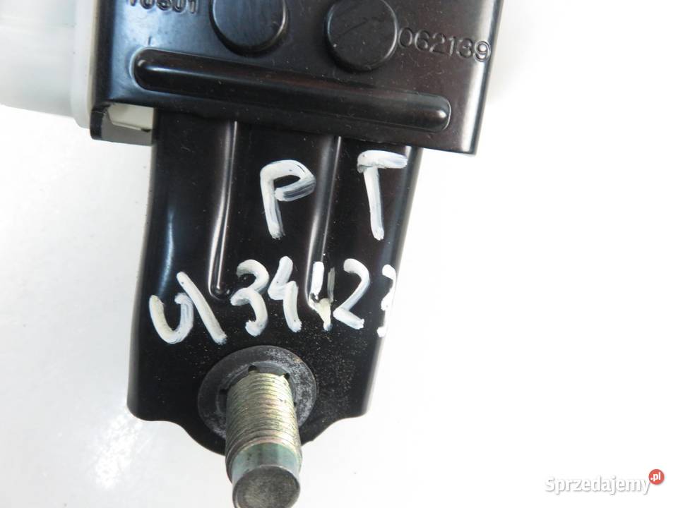 PAS PRAWY TYLNY HONDA CRZ TKAB0EJ565