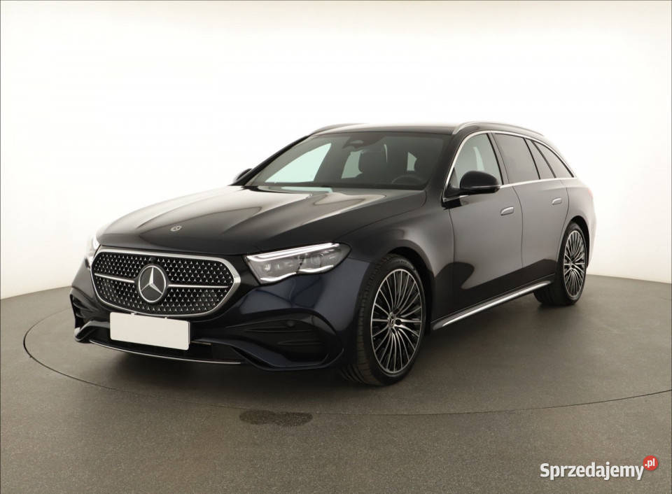 Mercedes E E 220 d 4MATIC mazowieckie