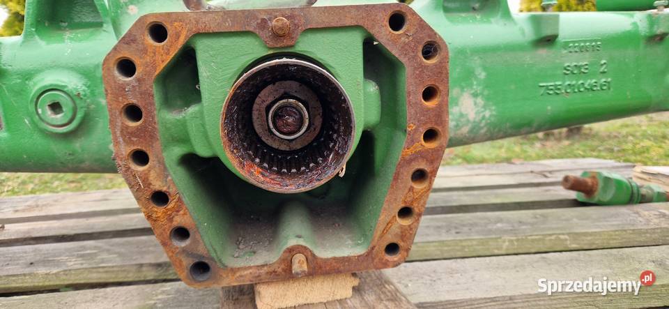 Przedni most John Deere 6215 R zwolnice piasty Szprotawa