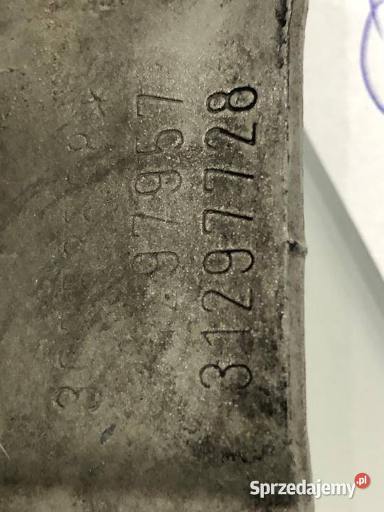 Wspornik maski Volvo C30 2007r osobowe mazowieckie Płock