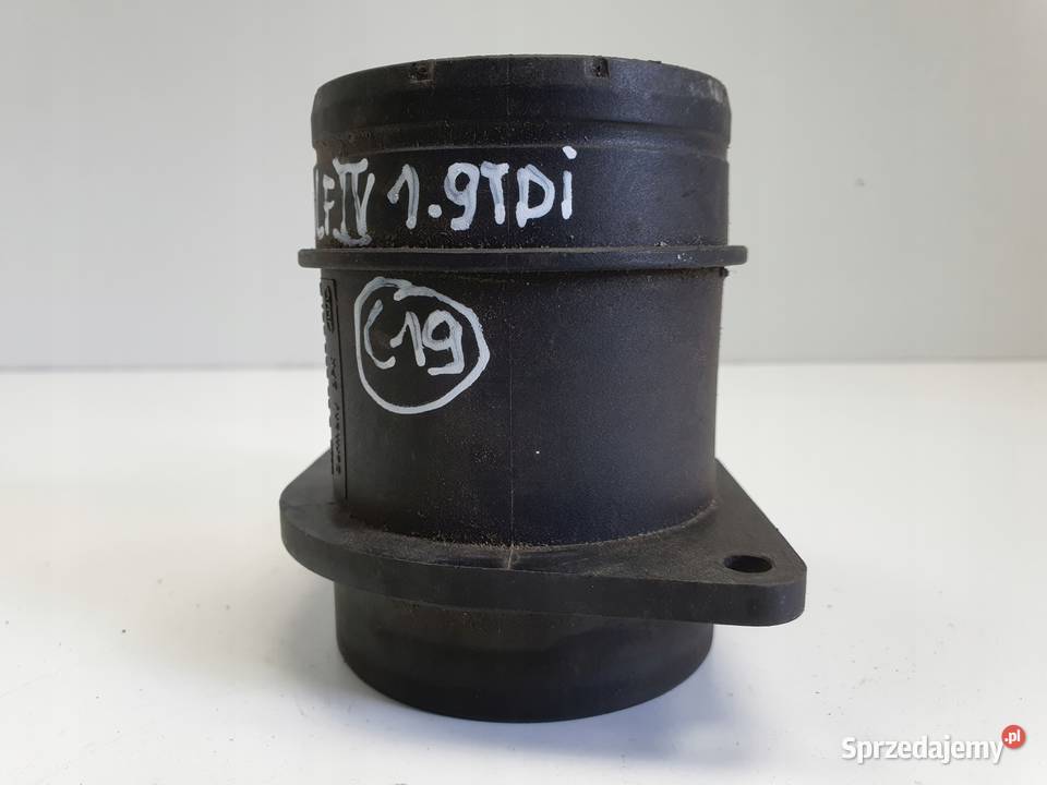 VW Golf IV 19 TDI PRZEPŁYWOMIERZ POWIETRZA osobowe Janów