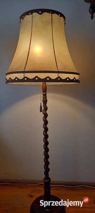 Drewniana lampa podłogowa z abażurem 2 sprzedam