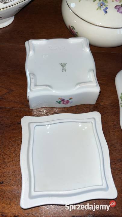 Puzderko PM Import Kwiaty Złocone Biała Porcelana i szkło Gdańsk