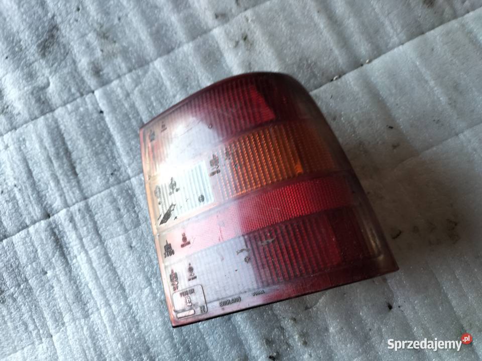 OPEL VECTRA A HATCHBACK LAMPA PRAWA TYŁ osobowe lubelskie Kamień-Kolonia