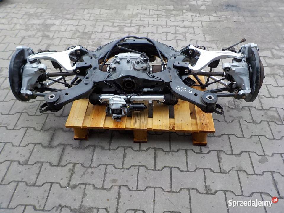 ZACISK TYŁ LEWY PRAWY INFINITI Q70 S zaciski Układ hamulcowy Nowy Tomyśl