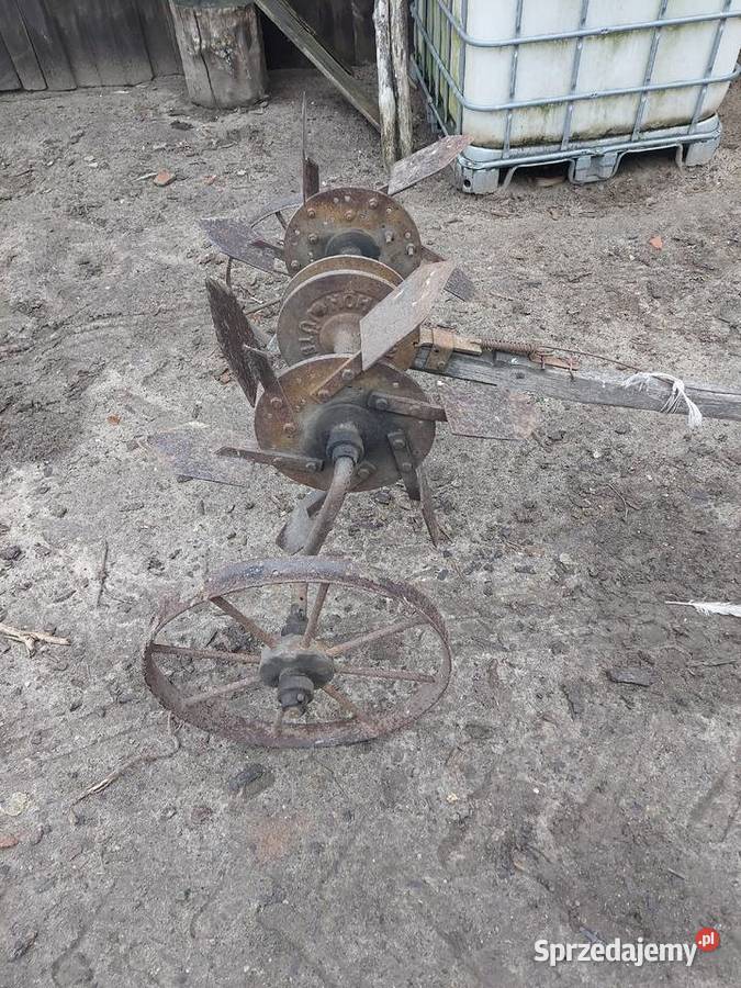 Sprzedam oryginalny niemiecki dołownik do nieuszkodzony Markosice