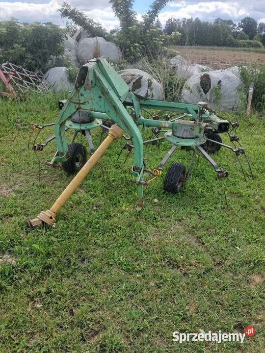 Przetrząsacz do siana deutz fahr kh 252 Zgrabiarki i przetrząsacze podlaskie Suwałki