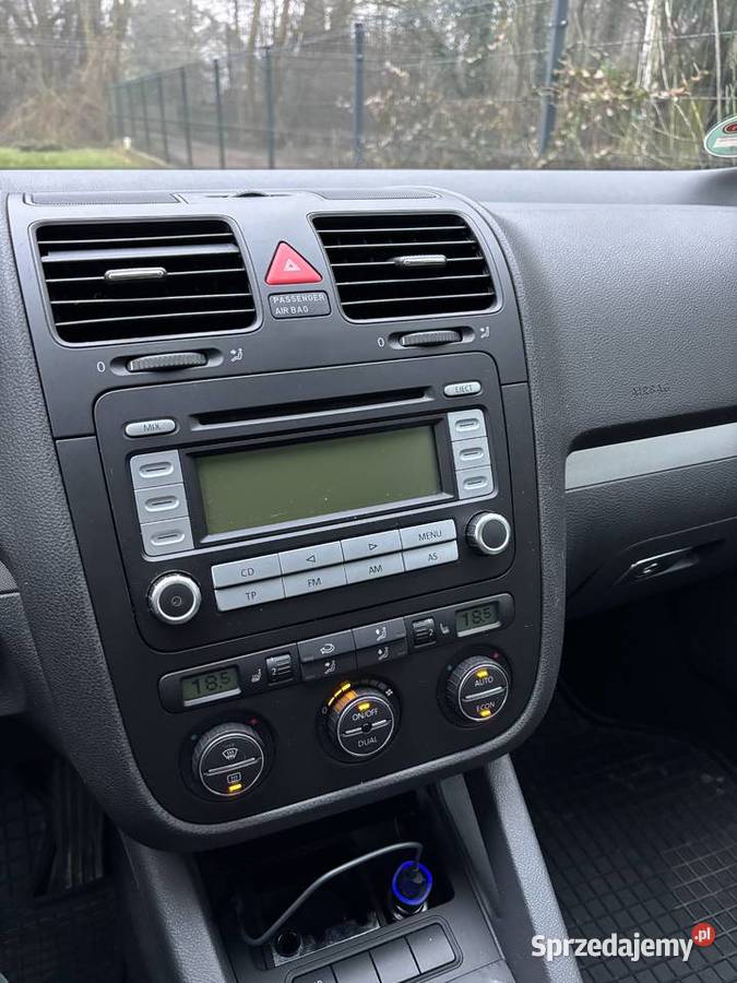 Vw golf V 14 benzyna 80 155 Legionowo sprzedam