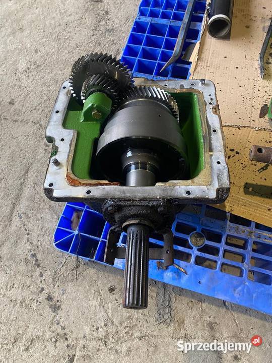 Przystawka przedniego napędu John deere 6330 podkarpackie Przecław
