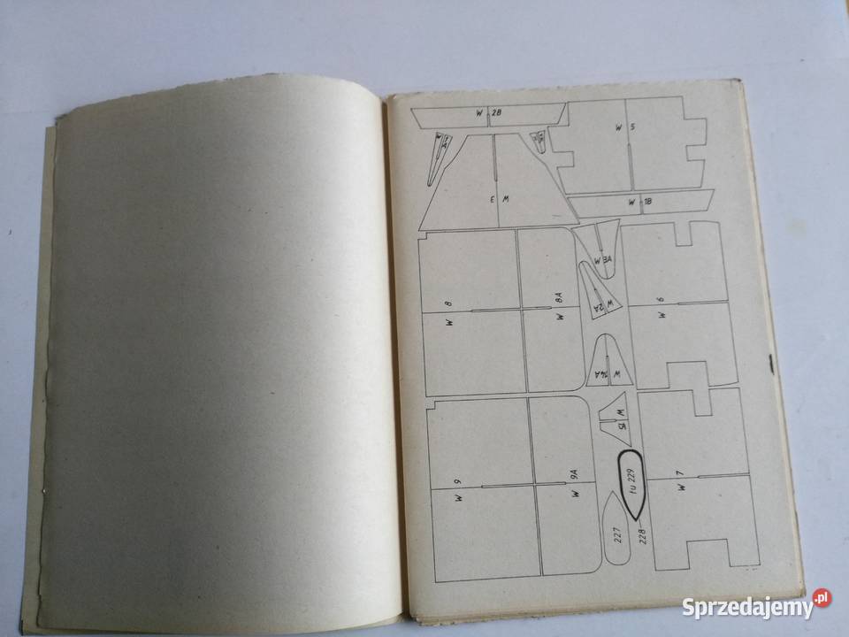 Mały Modelarz 11121990 Lotniskowiec HMS ARK Dąbrowa Górnicza