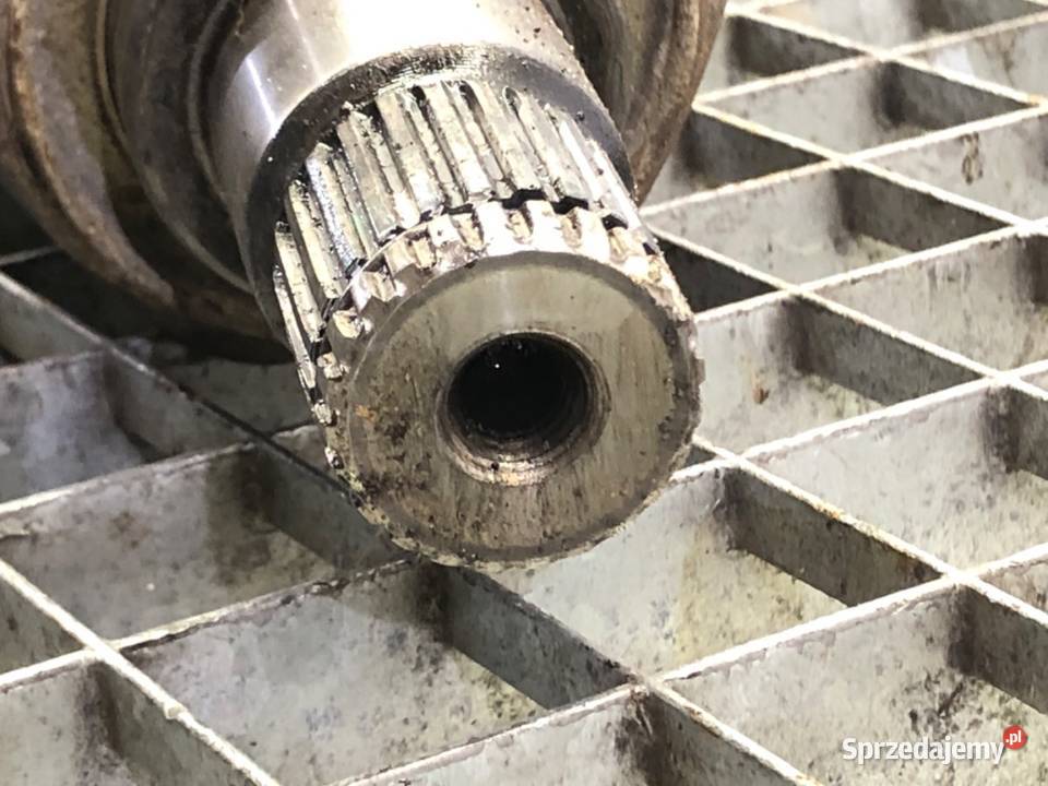 PÓŁOŚ LEWY PRZÓD TOYOTA COROLLA E12 20 90 0107 sprzedam