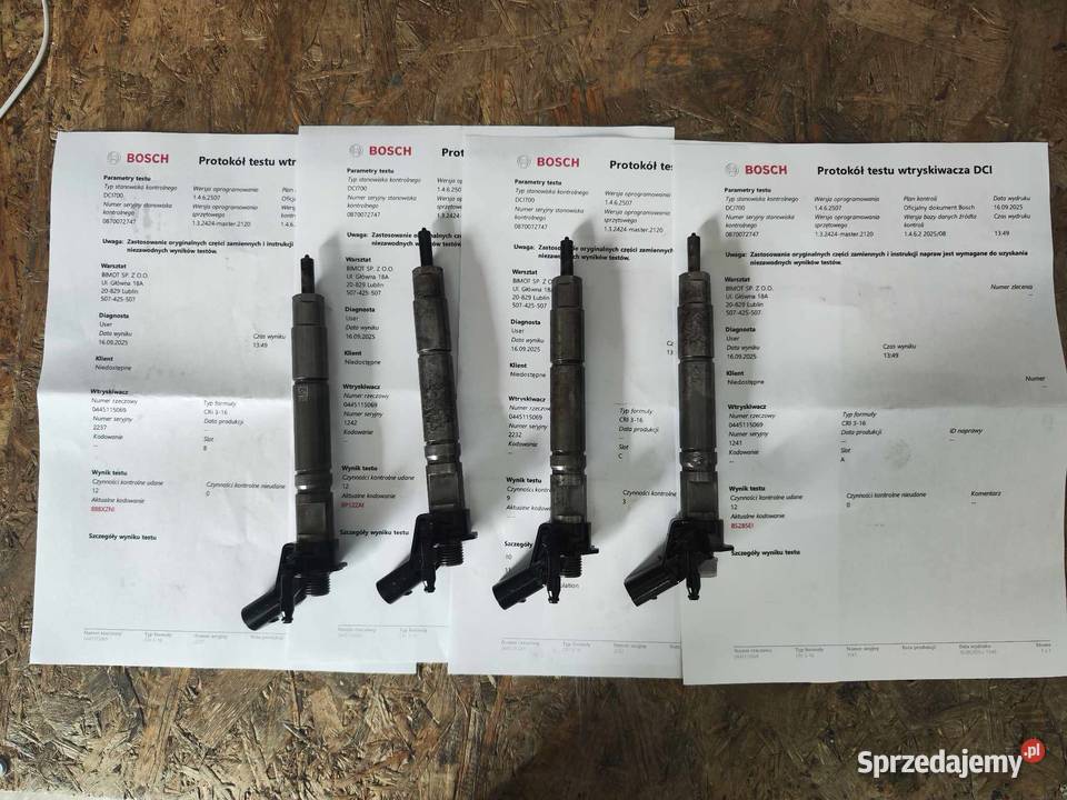 Komplet wtryskiwaczy Bosch MercedesBenz OE Lublin sprzedam