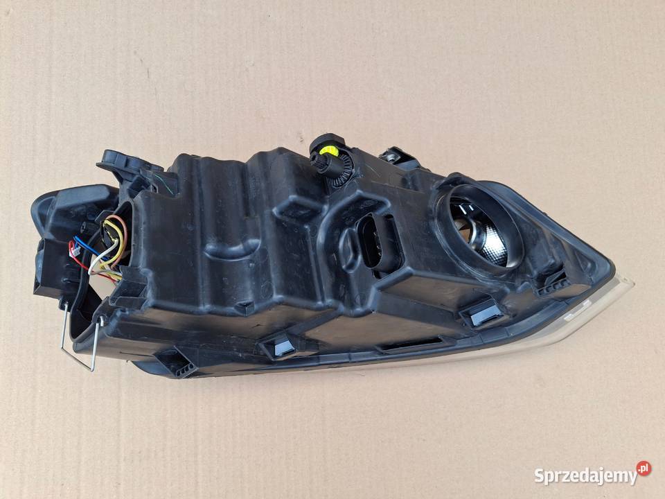 VW POLO 6R REFLEKTOR LEWY LAMPA LEWA osobowe Bieleń