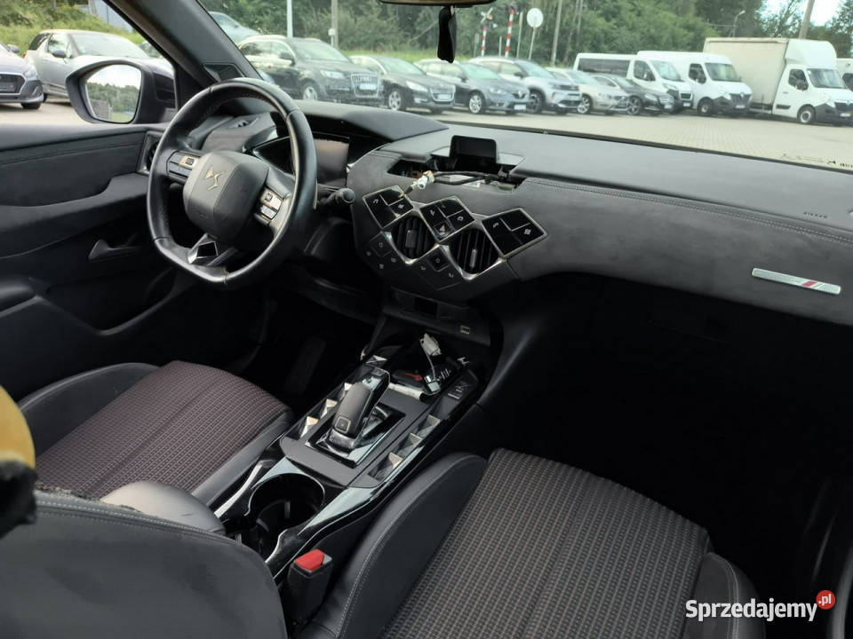DS Automobiles DS 3 performance 12 benzyna 130 4/5 Kęty