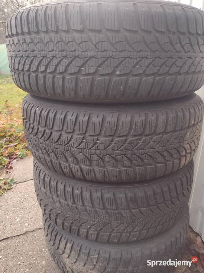 Opony zimowe na felgach stalowych Citroen
