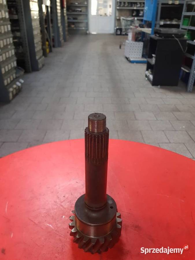 Wałek WOM 25h Ursus c385 80126114 Silnik i osprzęt lubuskie Sulechów