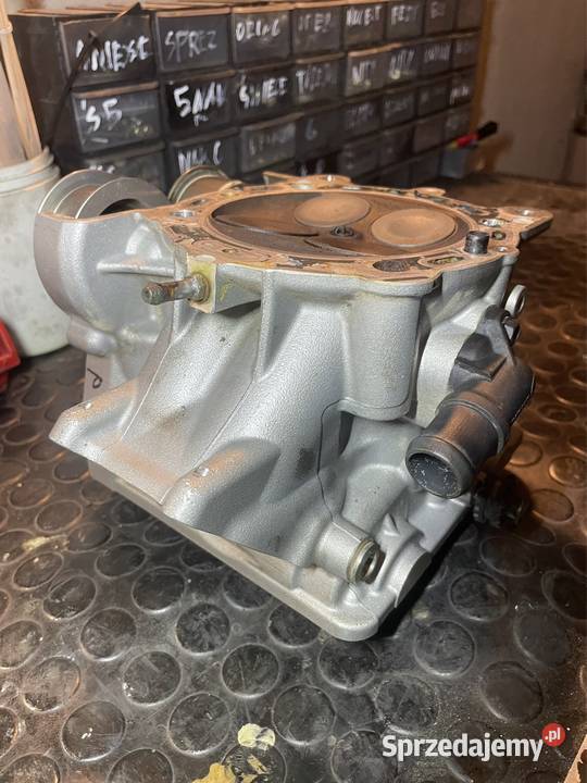 Głowica Ducati Multistrada 1200s 20102015 Cylindry, głowice, pierścienie