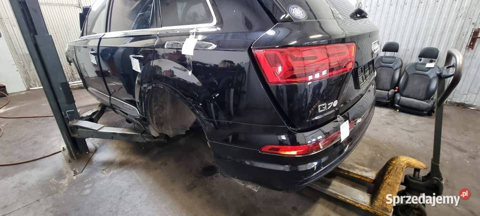 ĆWIARTKA BŁOTNIK LEWY TYŁ AUDI Q7 II 4M LC9X Lipno