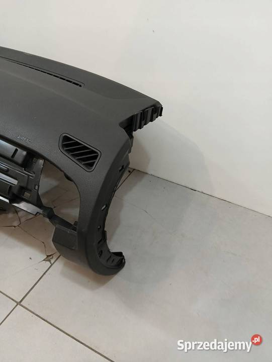 DESKA ROZDZIELCZA KOKPIT PULPIT AIRBAG Skoda