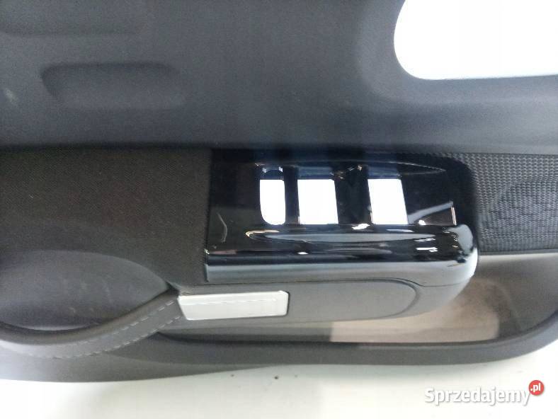TAPICERKA BOCZEK LEWY PRZÓD LIFT 23R Citroen C3 Motoryzacja sprzedam