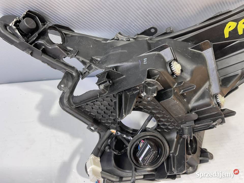 TOYOTA PRIUS PRAWA LAMPA NA CZĘŚCI Ostroróg