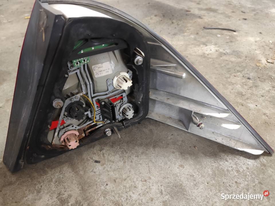 Mercedes w220 lampa prawy lewa tył osobowe