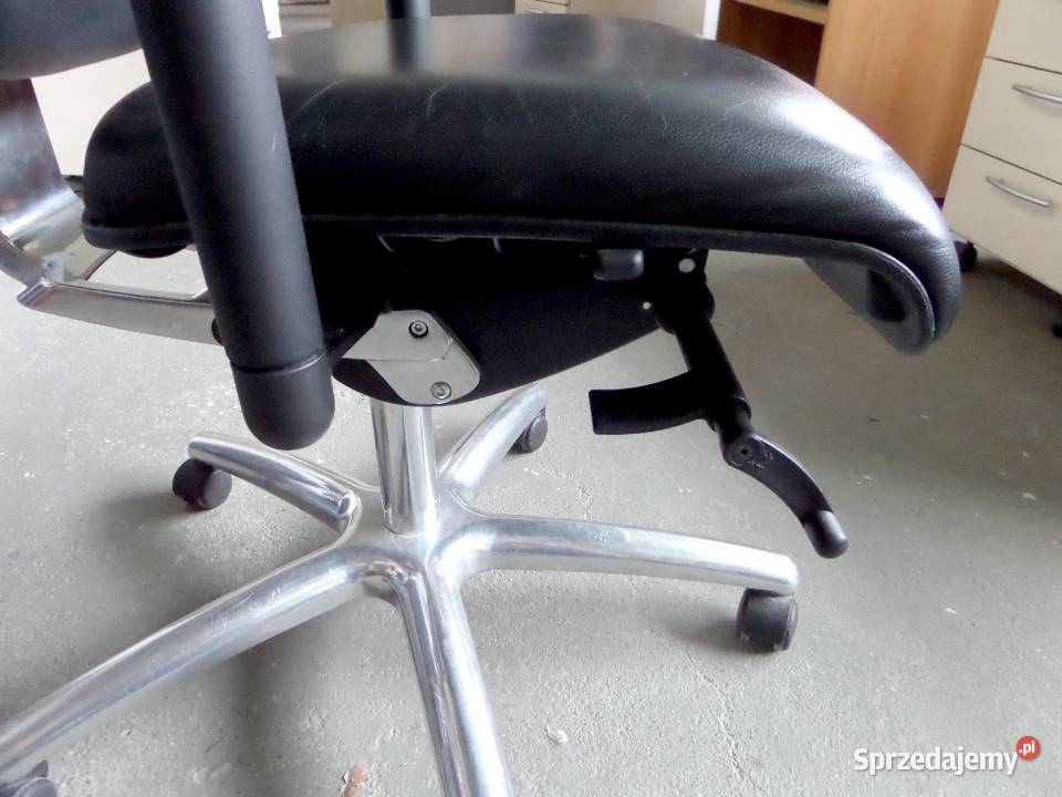 Fotel obrotowy Martela Onda czarna skóra Michałowice sprzedam