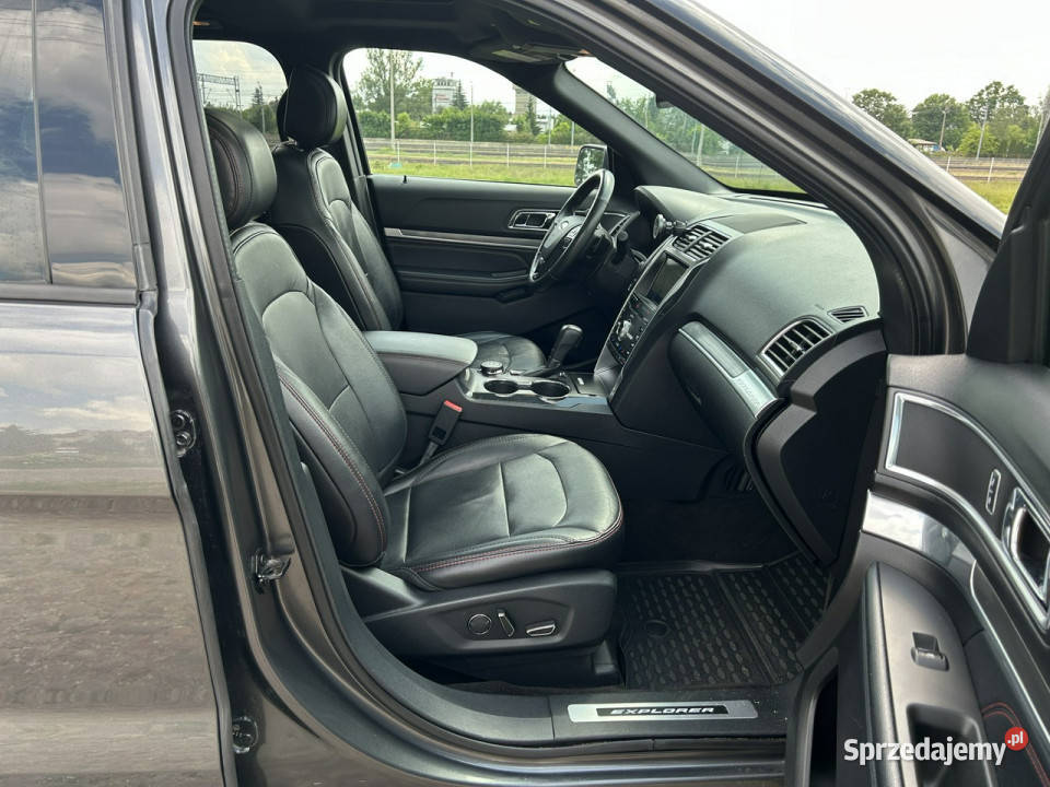 Ford Explorer 4x4 w bogatej wersji Sport IV mazowieckie