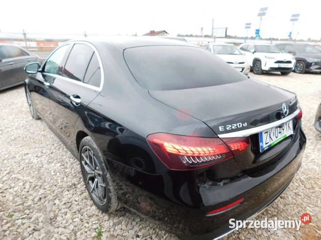 MERCEDESBENZ KLASA E 2023 199300 ccm 200 Warszawa