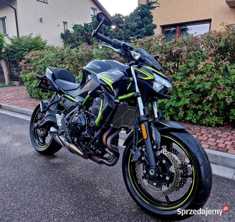 Kawasaki Z650LIFT2020