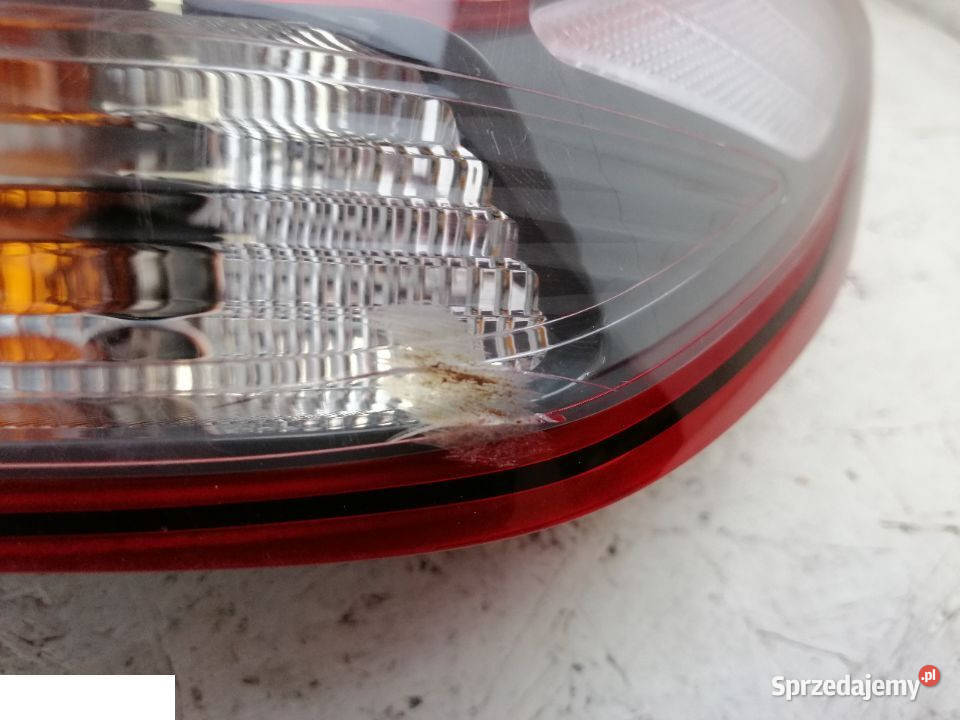 Hyundai I30 2018 lampa prawy tył hb osobowe