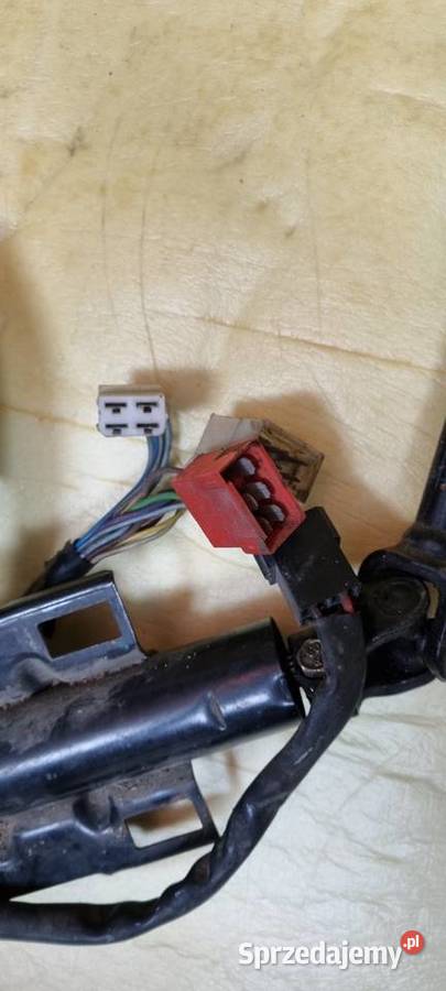 Fiat 126 kierownica plus stacyjka z kluczykami Stacyjki i kluczyki Zabrze