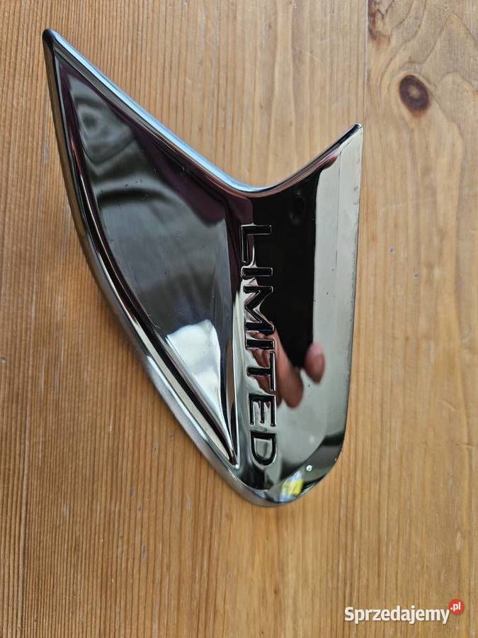 Emblemat Clio V Limited Gniezno