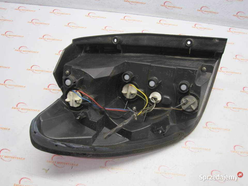 CHEVROLET CAPTIVA LIFT 11r lampa prawa tył świętokrzyskie Kielce