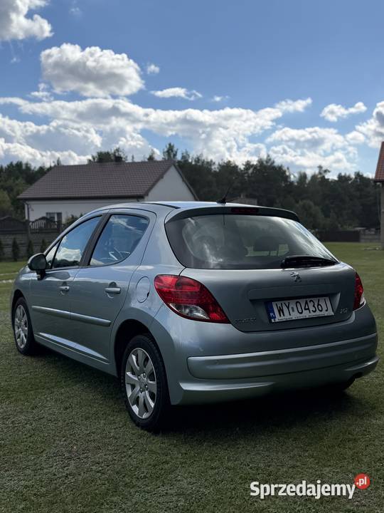 Peugot 207 16 Benzyna 120 Niski Przebieg Automat Rok produkcji 2010 Działoszyn