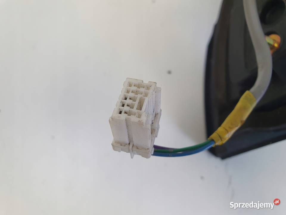 LUSTERKO PRAWE Nissan XTrail T30 PASAŻERA 3 Pin Rudka