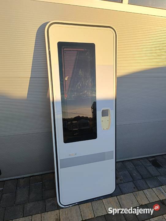 Drzwi do przyczepy kempingowej Adria 1715 x 615 Odrowążek