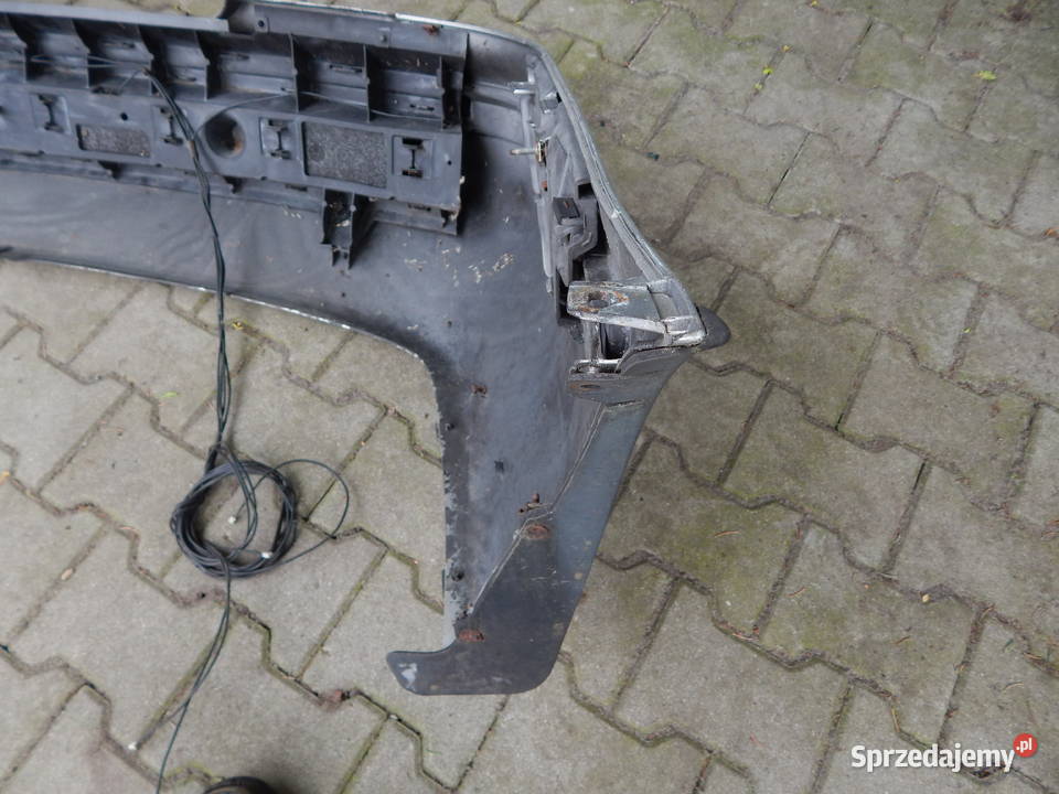 ZDERZAK TYLNY TYŁ VOLVO V40 KOMBI PDC osobowe Warszawa sprzedam