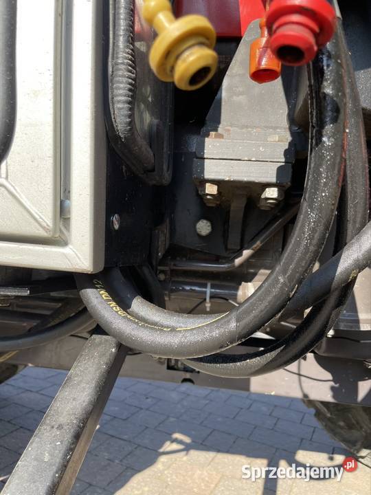 Sprzedam kabinę Massey Ferguson landini sprzedam
