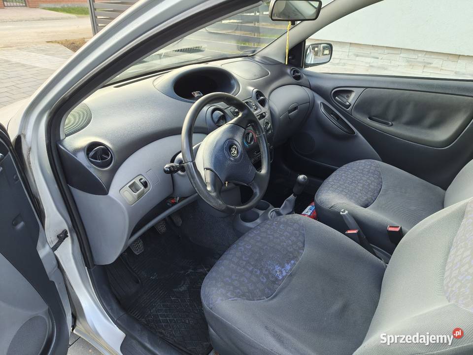 Niezawodna Toyota Yaris do Jazdy srebrny małopolskie Miechów
