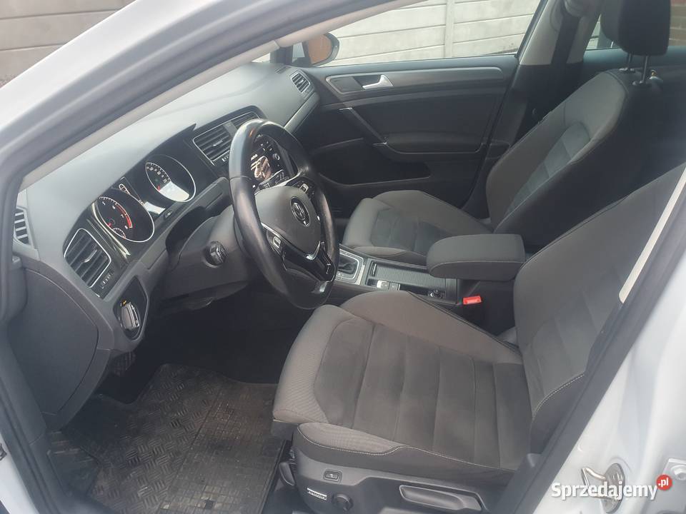 Volkswagen golf VII kombi 2018r Lift kamera cofania Golf Raszowa