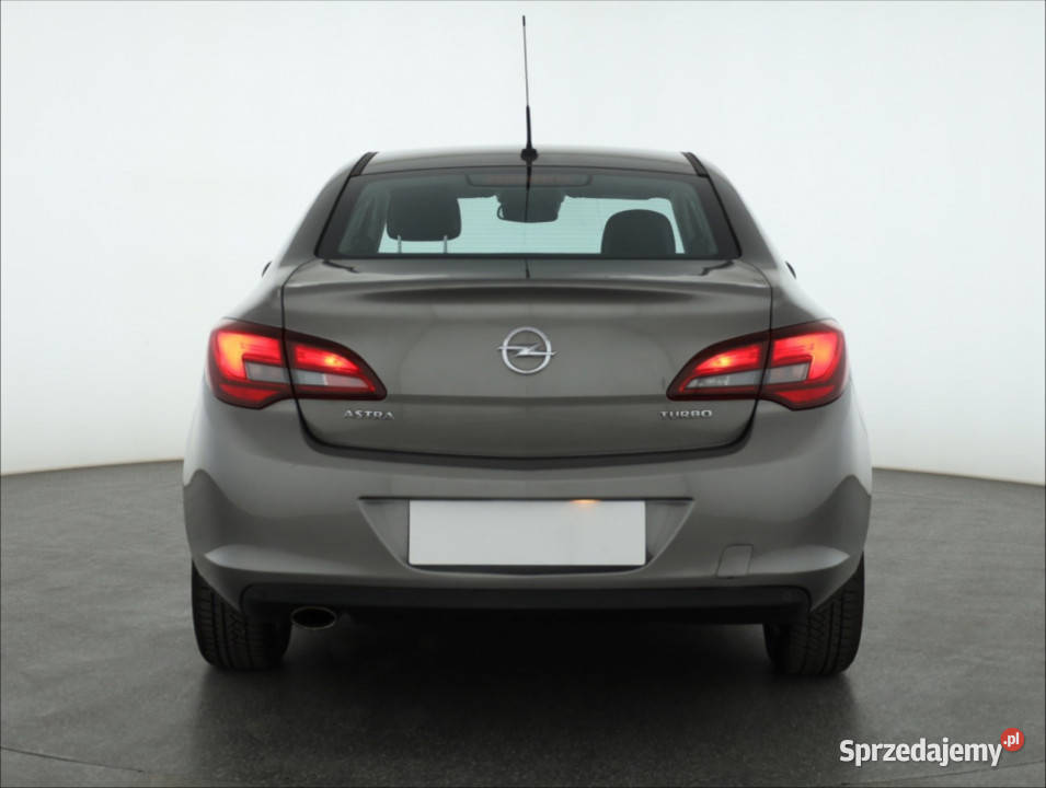 Opel Astra 14 T Piaseczno