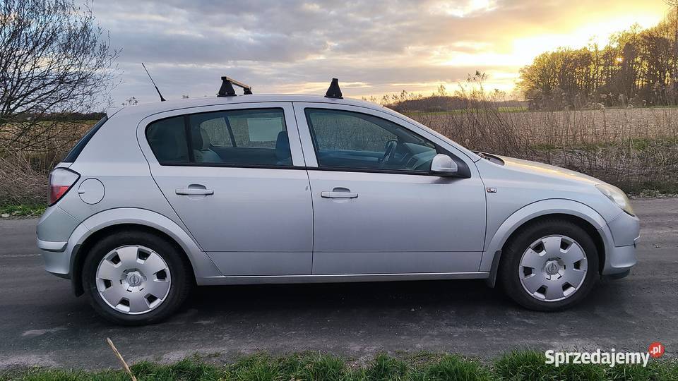 Opel Astra H 12 lat w jednych rękach Długołęka
