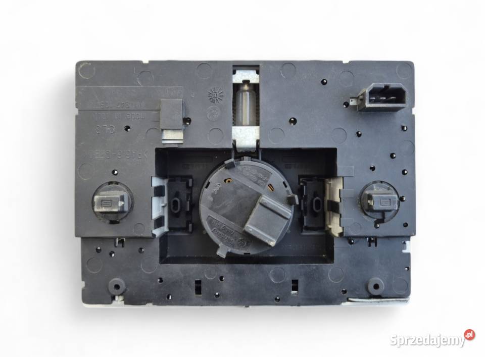 LAMPKA PODSUFITKI KABINY SZYBERDACH ALTEA LEON Działoszyce