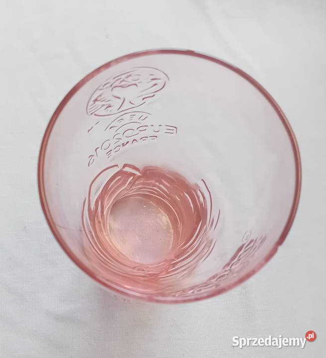 Różowa kolekcjonerska szklanka Coca Cola UEFA Koźminek