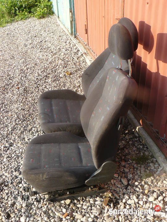Fotel prawy pasażera Opel Corsa B 3 drzwi 9300 Kraków