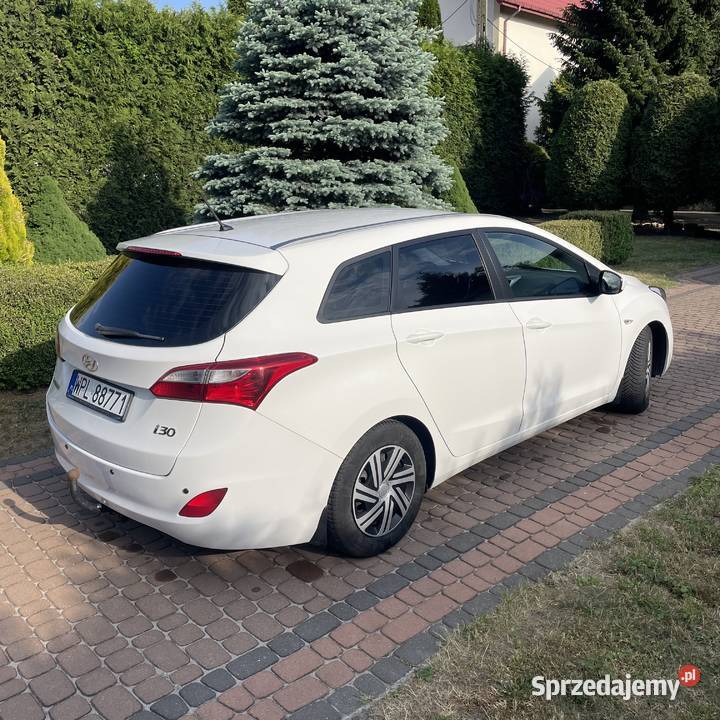 Samochód Hyundai i30 16 ekonomiczny 110KM