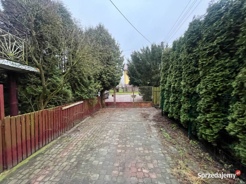 Dom 1378m2 działki 2273m2 Ćmielów